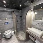 Sertis Santorini *