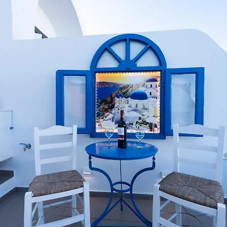 Sertis Santorini *