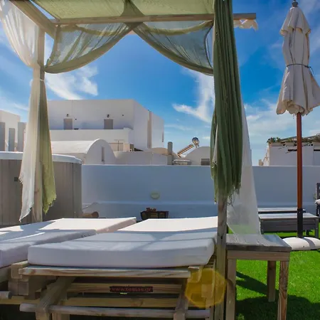 Sertis Santorini *