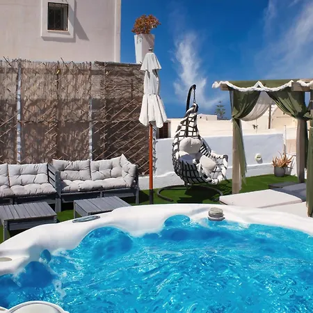 Sertis Santorini *